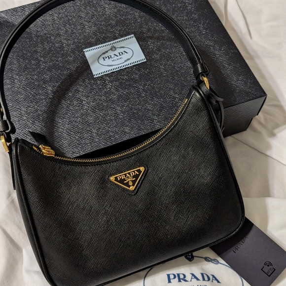 Prada Re-Edition Mini Bag In Saffiano - Picture 12 of 12